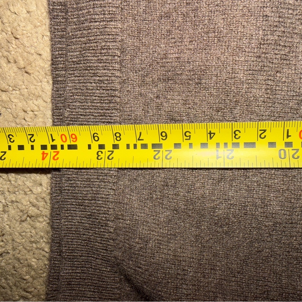 Patagonia Cashmere Wool Blend V Neck Sweater - Picture 5 of 6